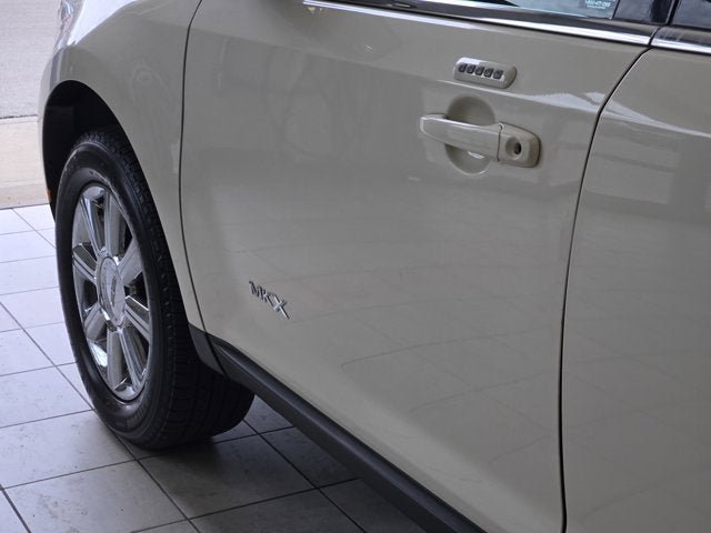 Used 2007 Lincoln MKX AWD image 17