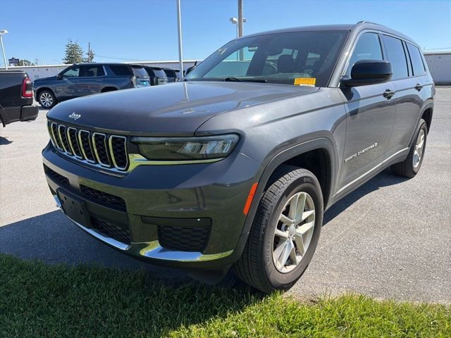 Used 2024 Jeep Grand Cherokee L Laredo AWD/4WD image 10