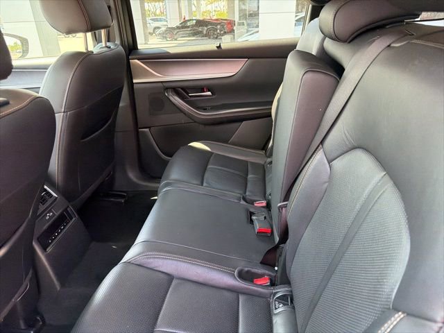 Used 2024 MAZDA CX-90 3.3 Turbo w/ Preferred Plus image 8