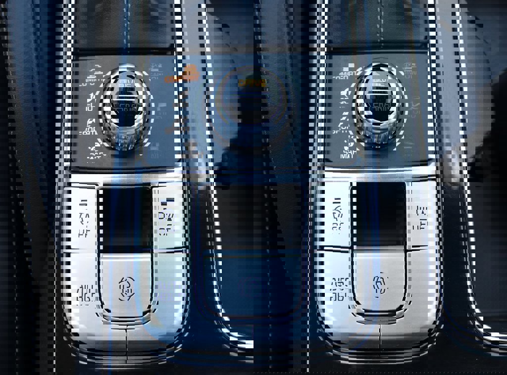 Used 2022 Kia Telluride EX image 36