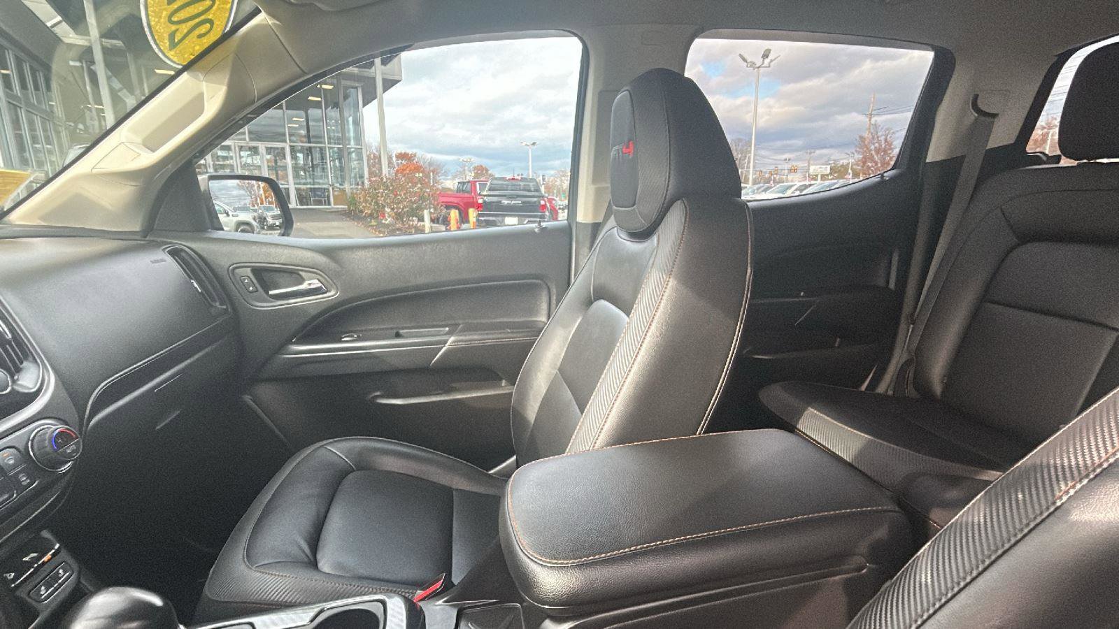 Certified 2022 GMC Canyon AT4 w/ Trailering Package image 27