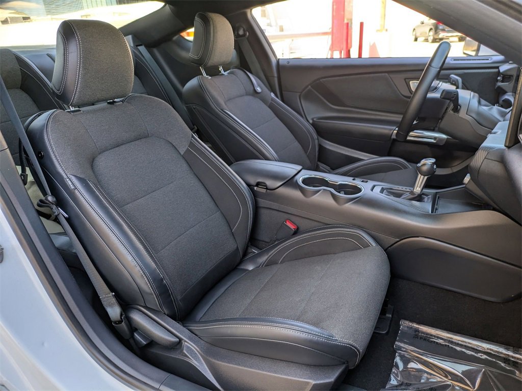 Used 2024 Ford Mustang Coupe image 27
