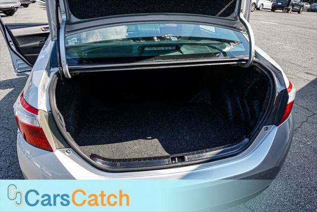 Used 2015 Toyota Corolla LE FWD image 35