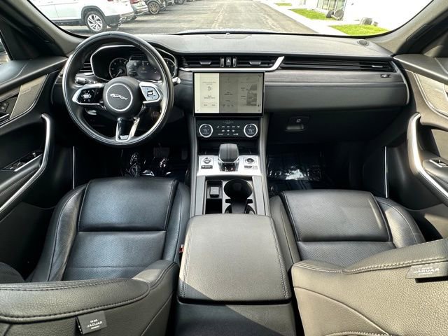 Used 2022 Jaguar F-PACE S image 36