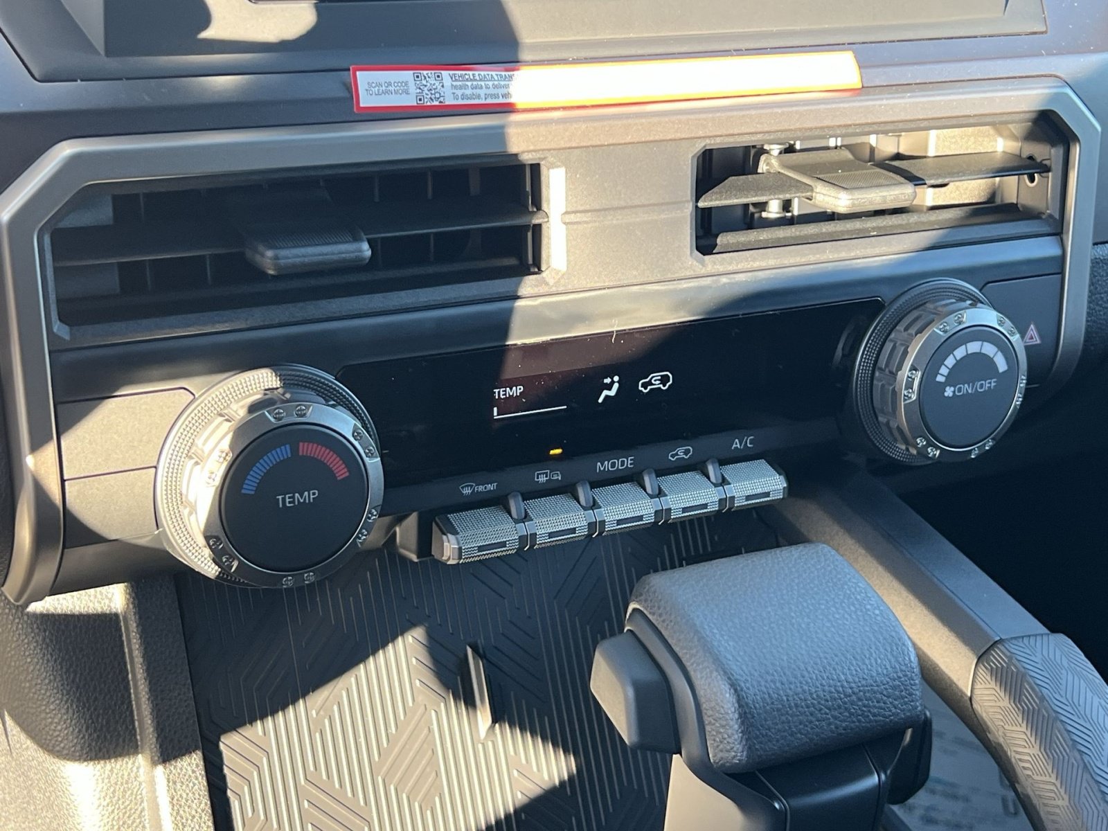 New 2026 Toyota 4Runner SR5 AWD/4WD image 14