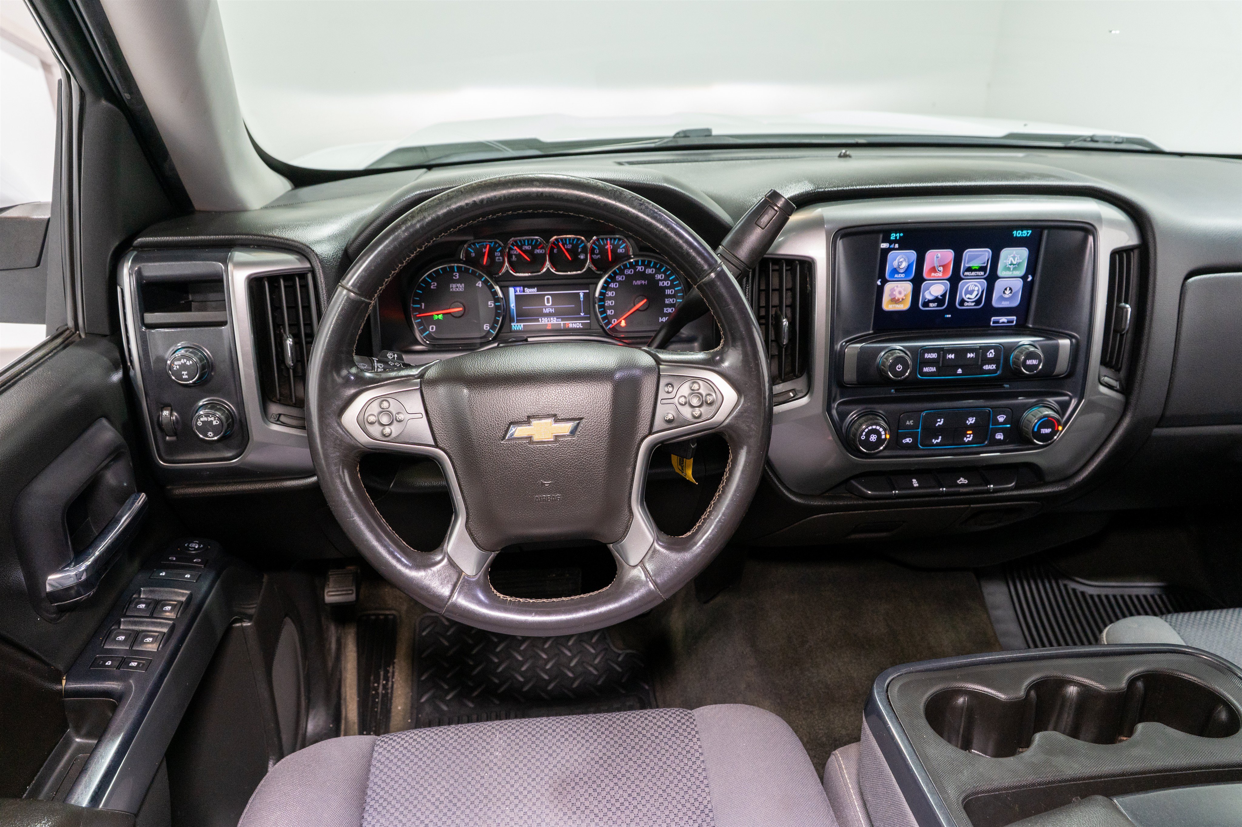 Used 2017 Chevrolet Silverado 1500 LT w/ Trailering Package AWD/4WD image 12
