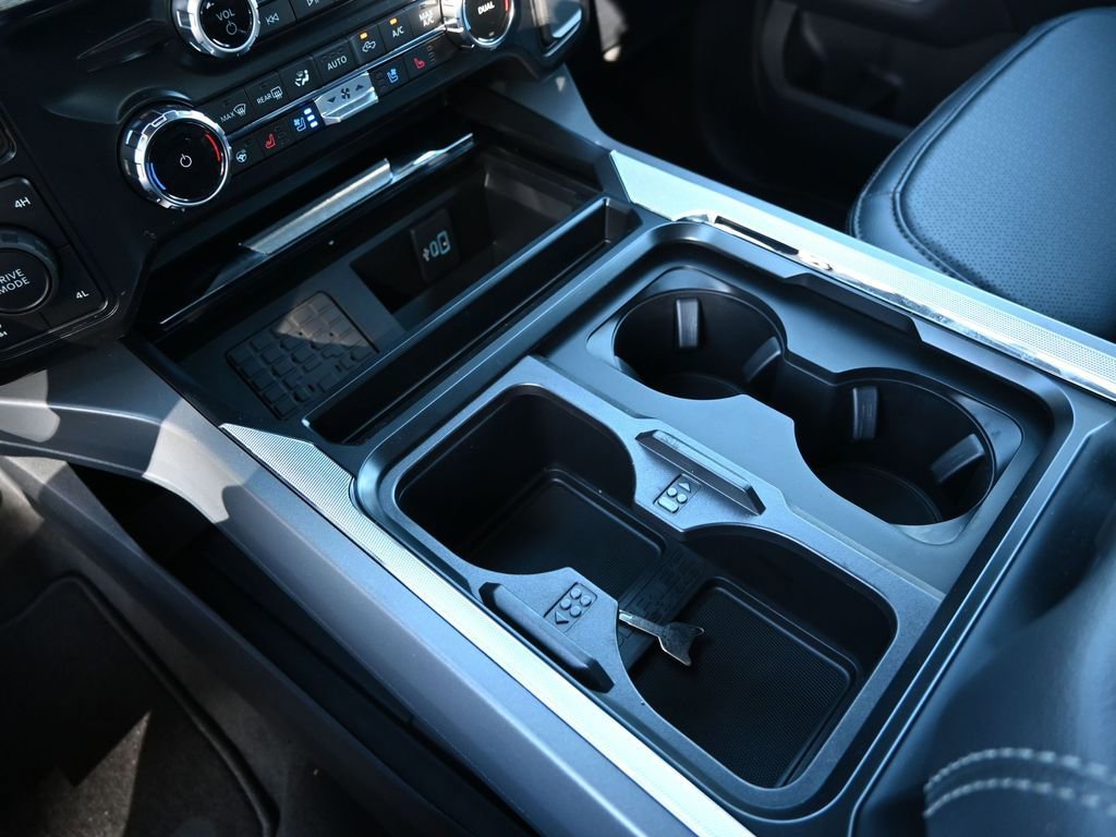 New 2025 Ford F350 Lariat w/ Lariat Ultimate Package image 25