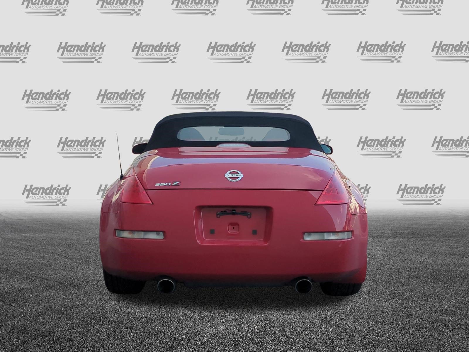 Used 2006 Nissan 350Z Grand Touring RWD image 9