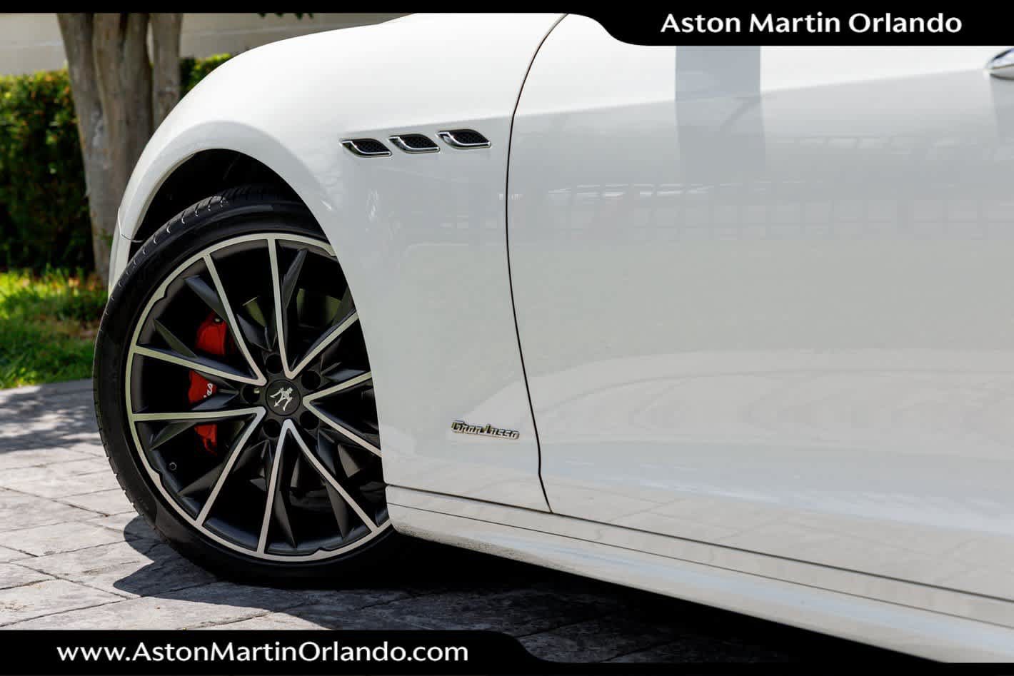 Used 2020 Maserati Ghibli GranLusso RWD image 33