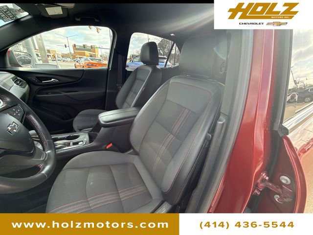 Certified 2022 Chevrolet Equinox RS w/ Infotainment Package image 17