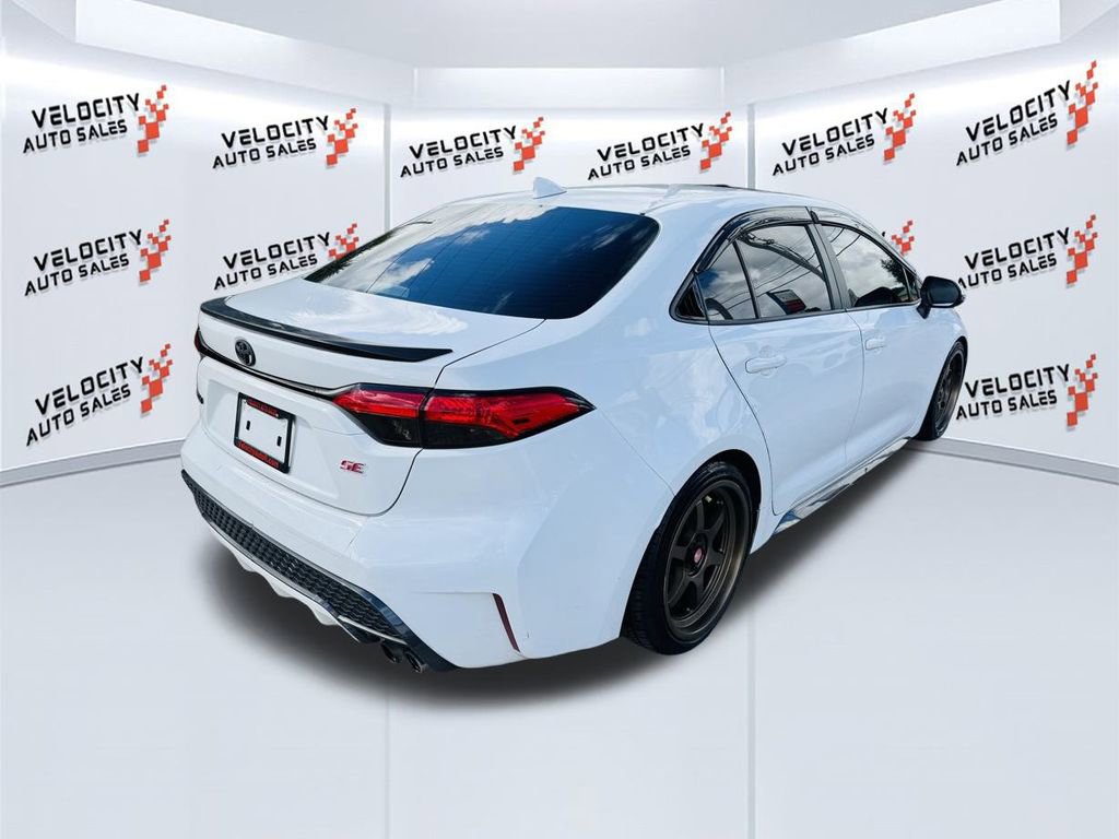 Used 2020 Toyota Corolla SE image 3