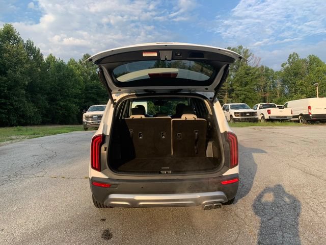 Used 2020 Kia Telluride EX AWD/4WD image 8