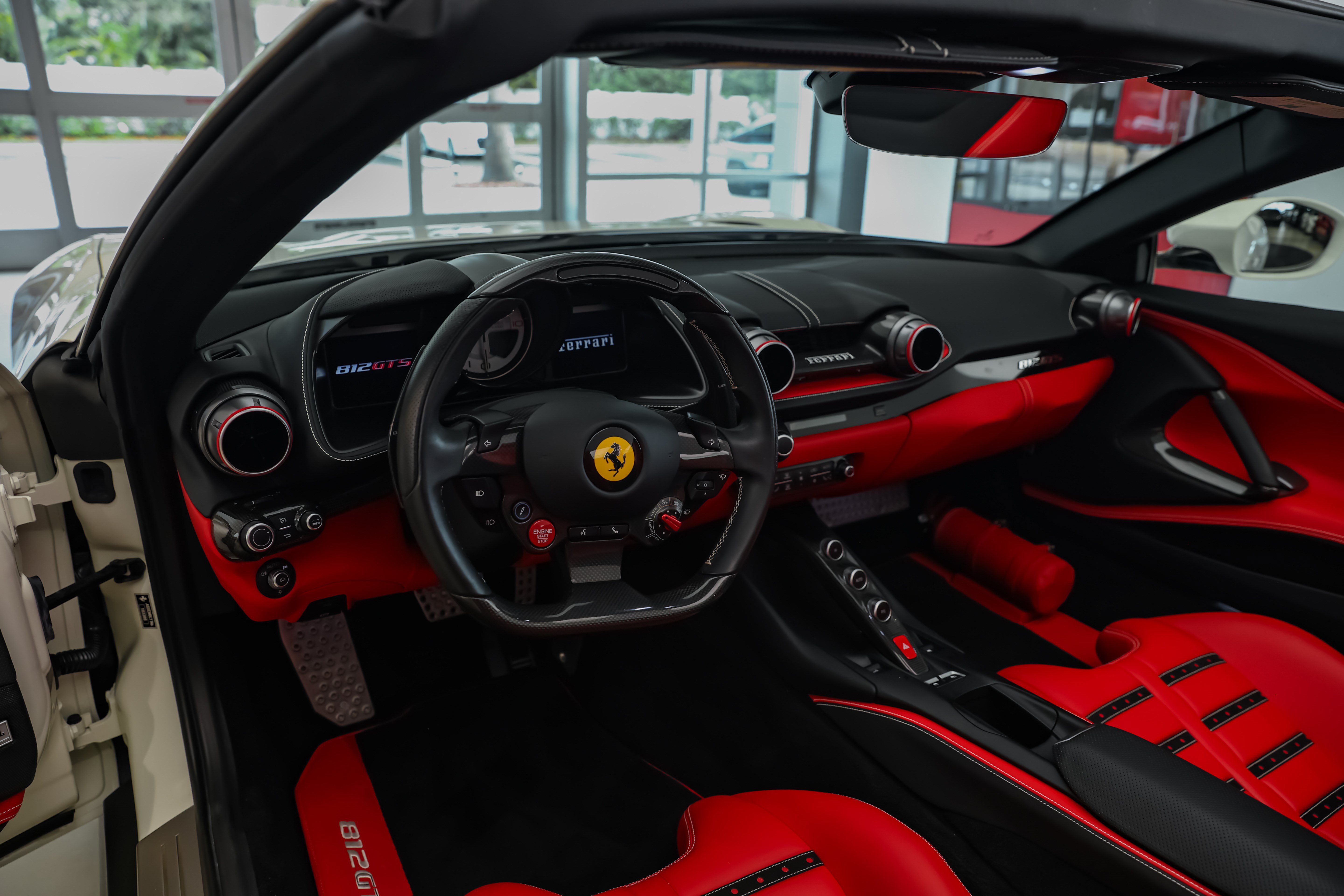 Used 2021 Ferrari 812 GTS RWD image 9
