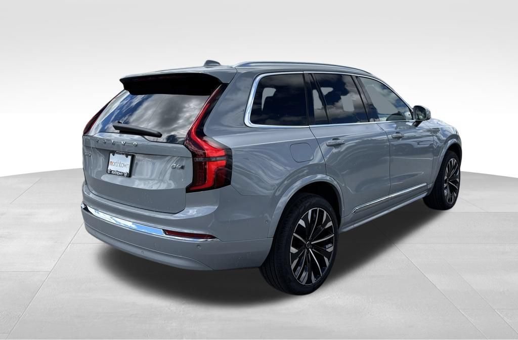 New 2026 Volvo XC90 B6 Ultra w/ Protection Package AWD/4WD image 6