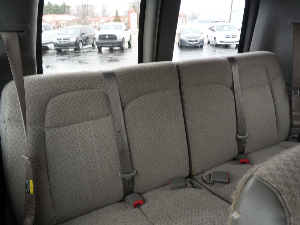 Used 2022 Chevrolet Express 3500 LS RWD image 24