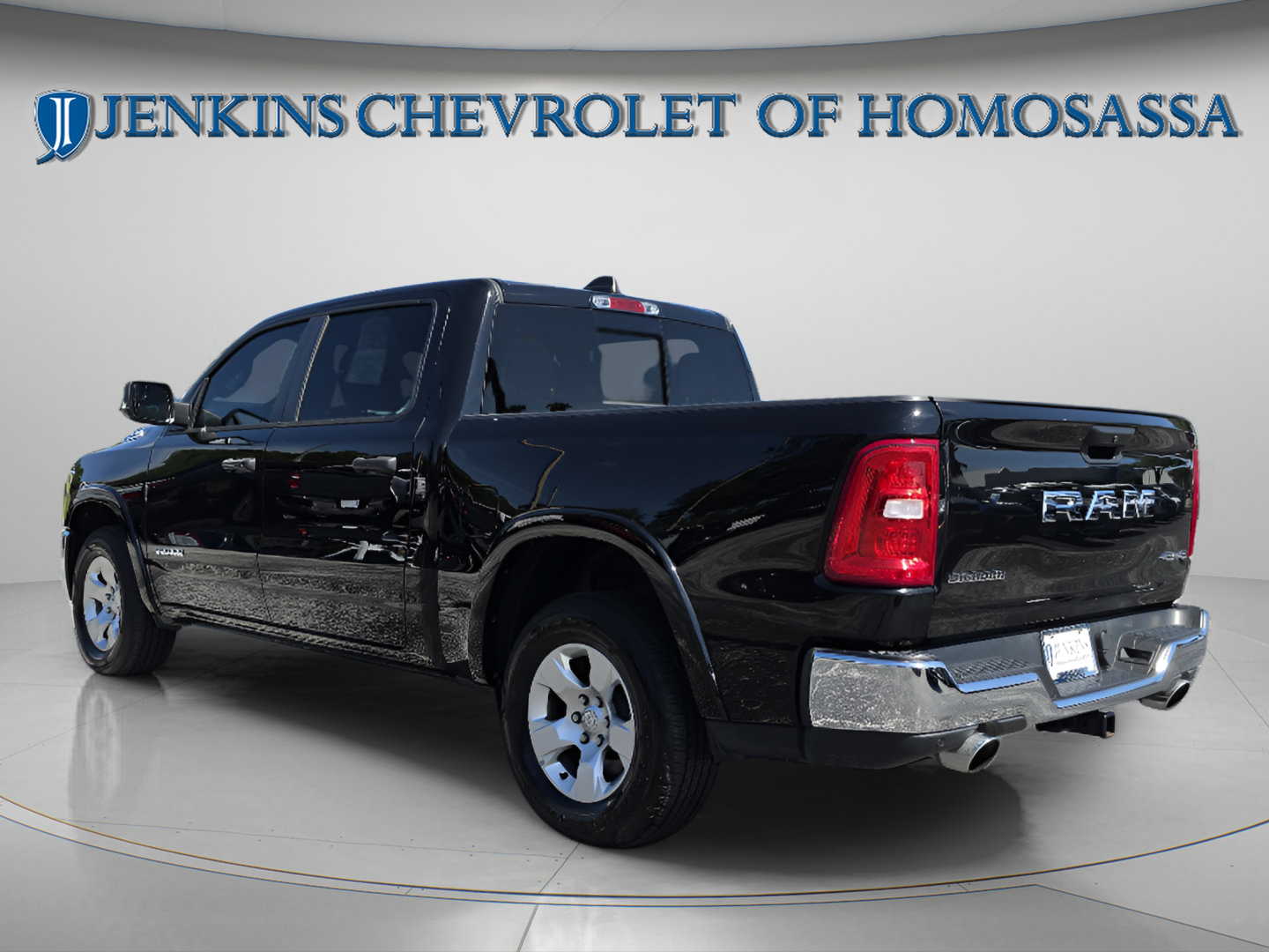 Used 2025 RAM 1500 Big Horn AWD/4WD image 7
