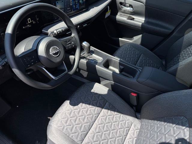 New 2026 Nissan Kicks SV w/ SV Premium Package FWD image 16