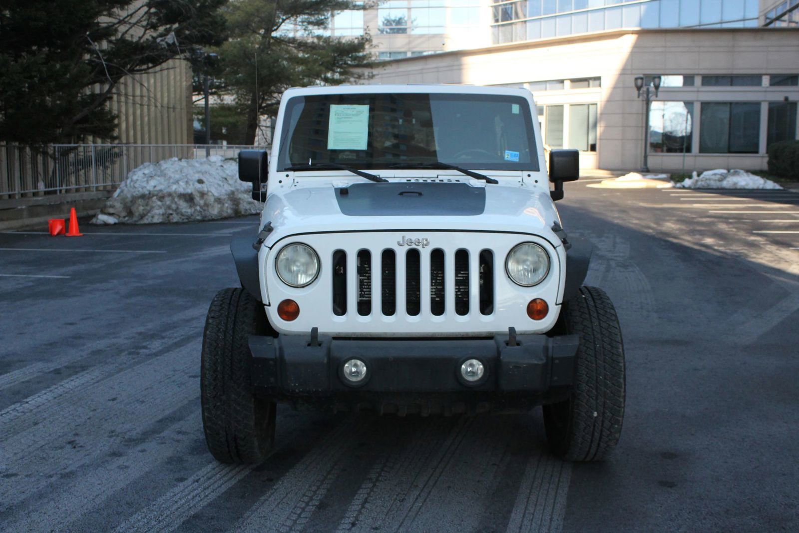Used 2012 Jeep Wrangler Unlimited Sahara AWD/4WD image 3