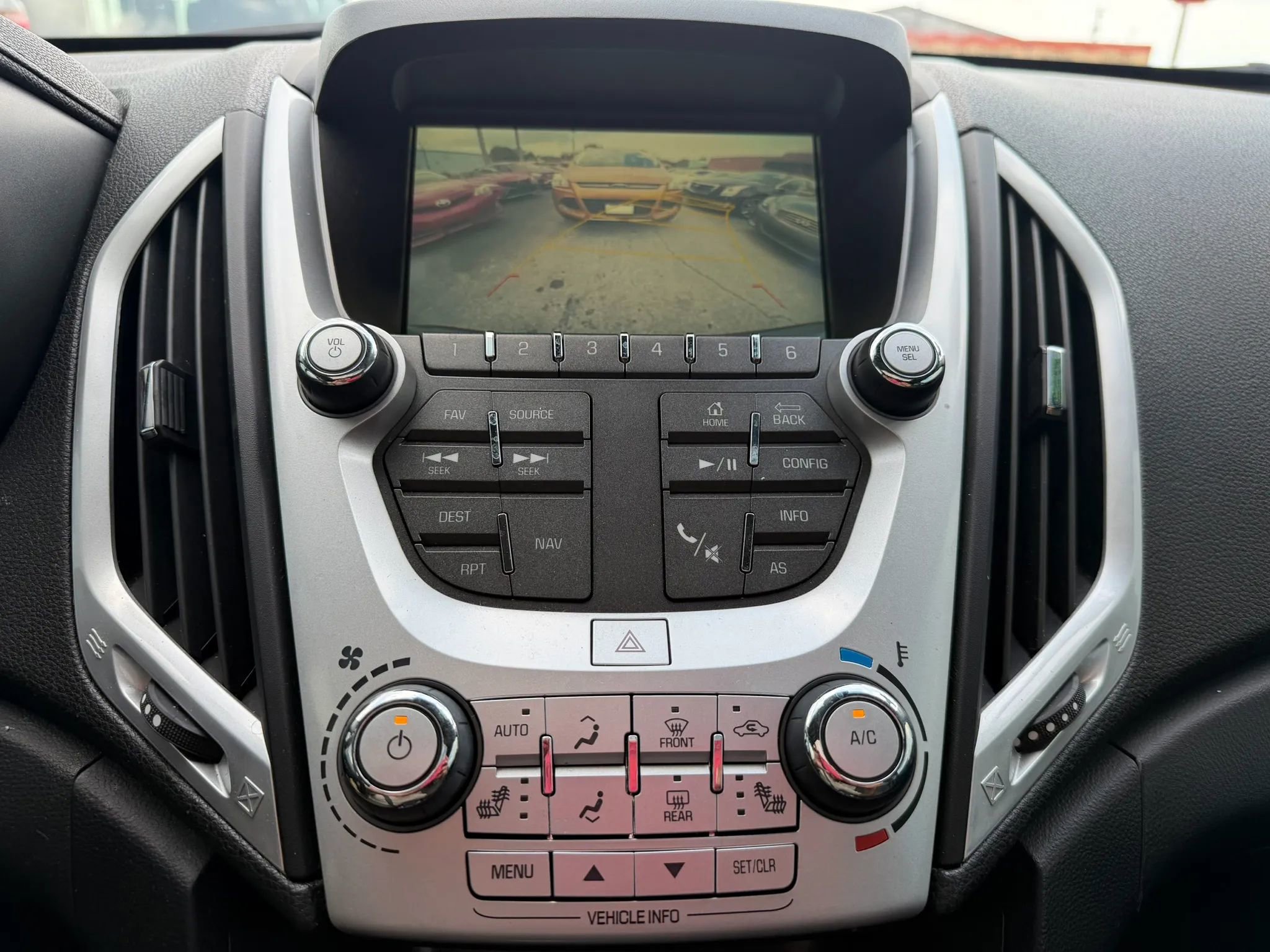 Used 2017 GMC Terrain SLT w/ Open Road Package image 19