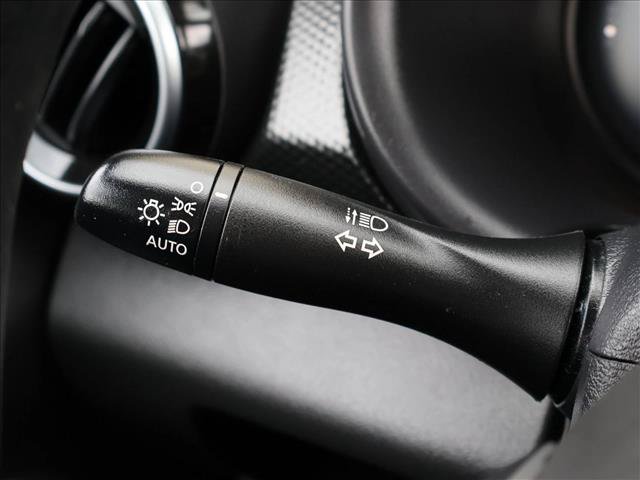 Used 2023 Nissan Kicks SV FWD image 15