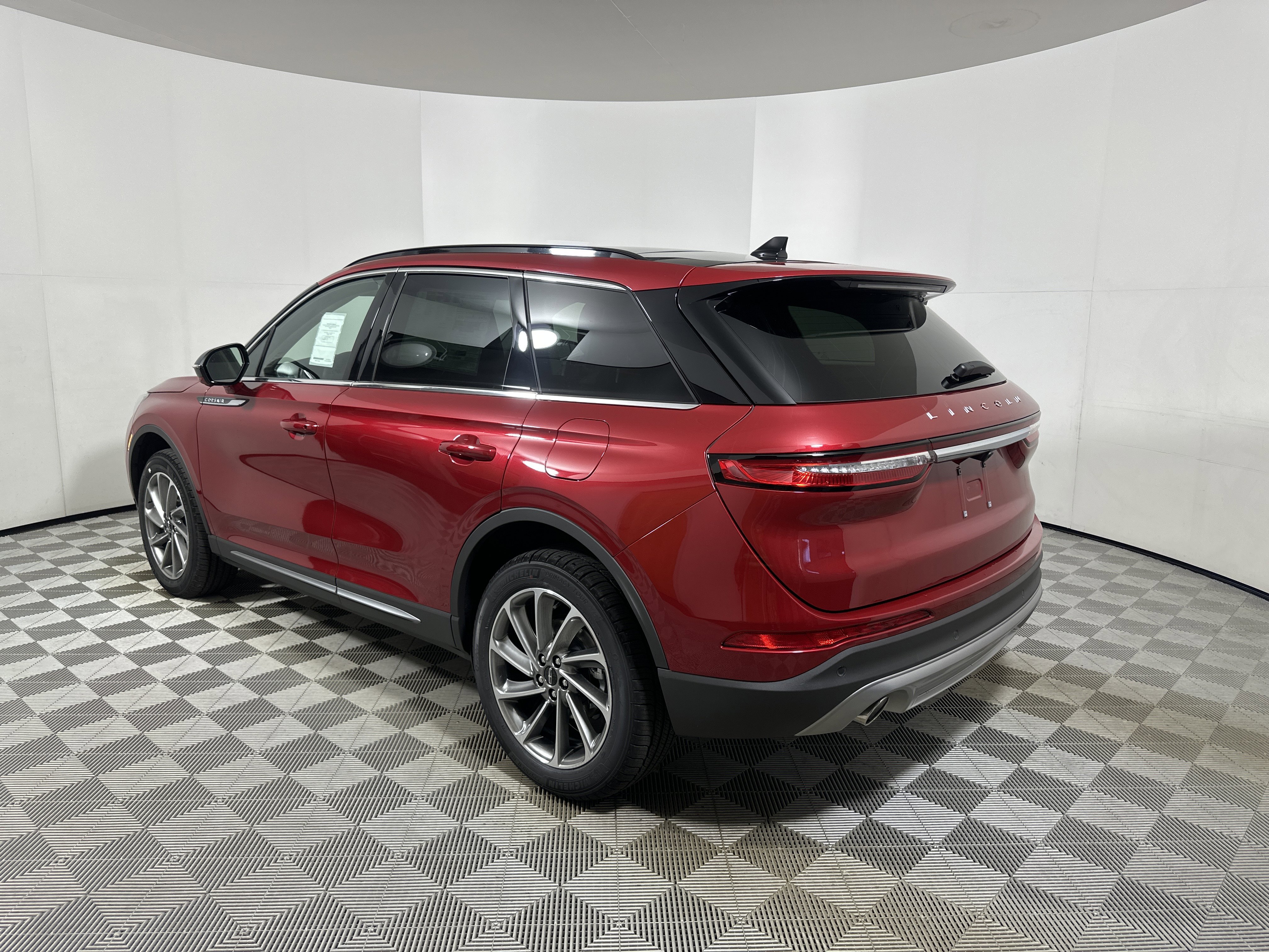 New 2026 Lincoln Corsair Premiere image 5