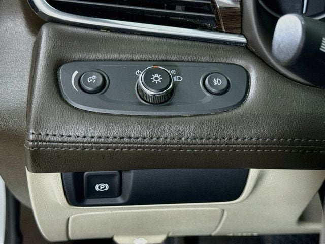 Used 2017 Buick LaCrosse Essence w/ Sun and Shade Package FWD image 11