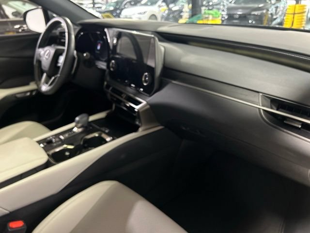 Used 2023 Lexus RX 350 Premium w/ Accessory Package (Z1) AWD/4WD image 25