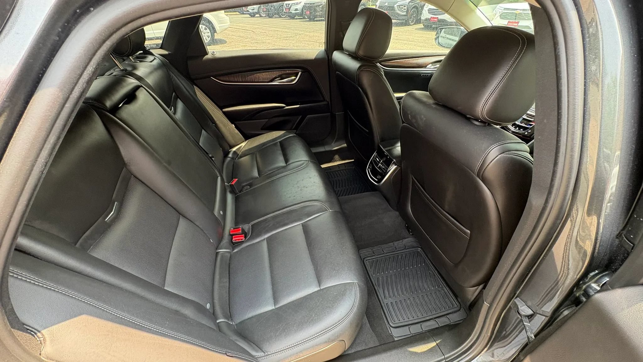 Used 2019 Cadillac XTS Luxury FWD image 32