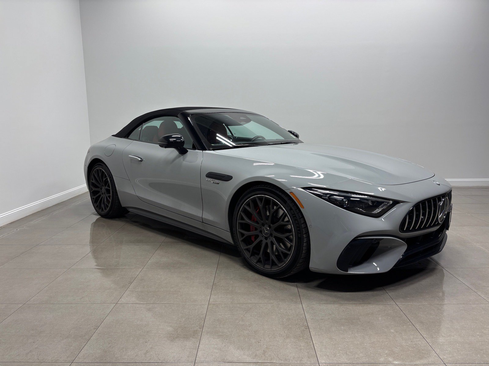 Used 2023 Mercedes-Benz SL 55 AMG 4MATIC image 5