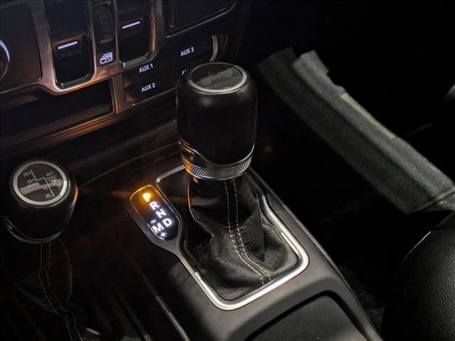 Used 2022 Jeep Wrangler Unlimited Sahara w/ Cold Weather Group image 12