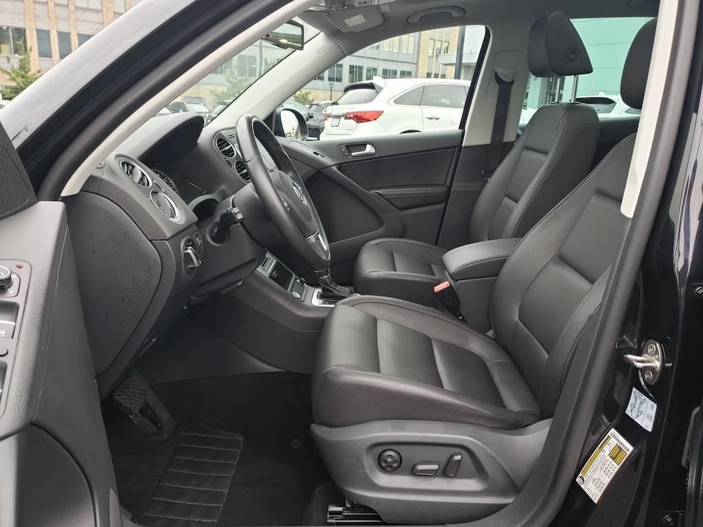Used 2017 Volkswagen Tiguan Wolfsburg Edition AWD/4WD image 14