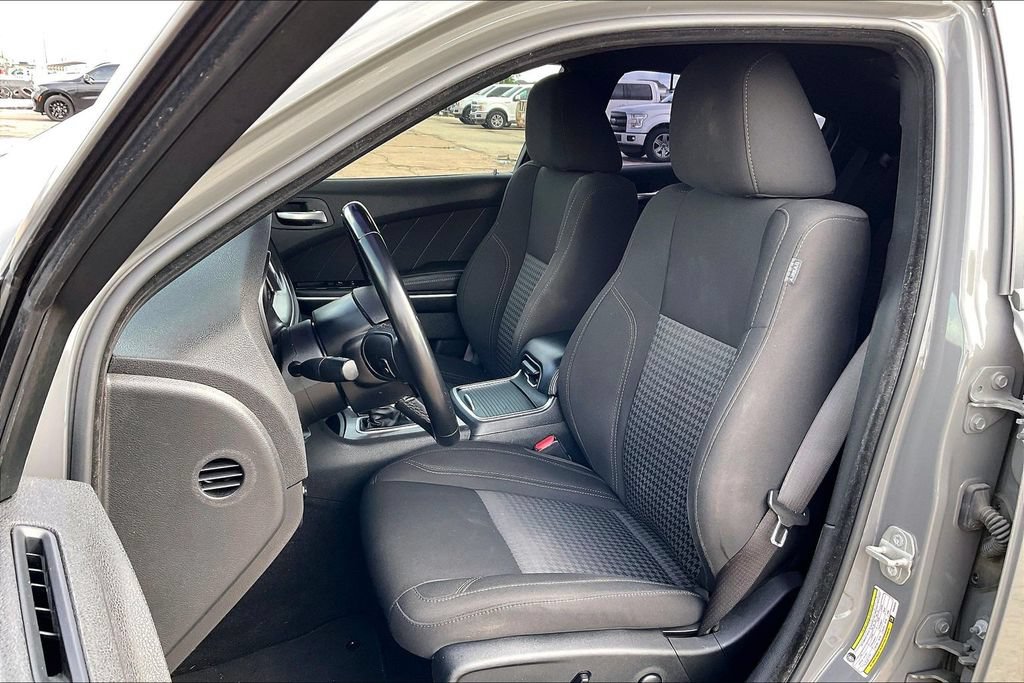 Certified 2023 Dodge Charger SXT RWD image 18