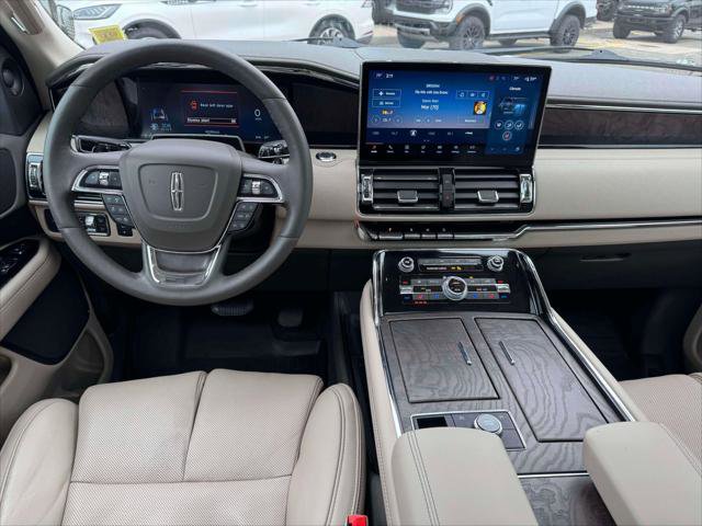 Used 2022 Lincoln Navigator L Reserve image 16