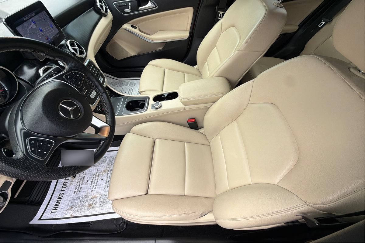 Used 2020 Mercedes-Benz GLA 250 w/ Convenience Package image 9