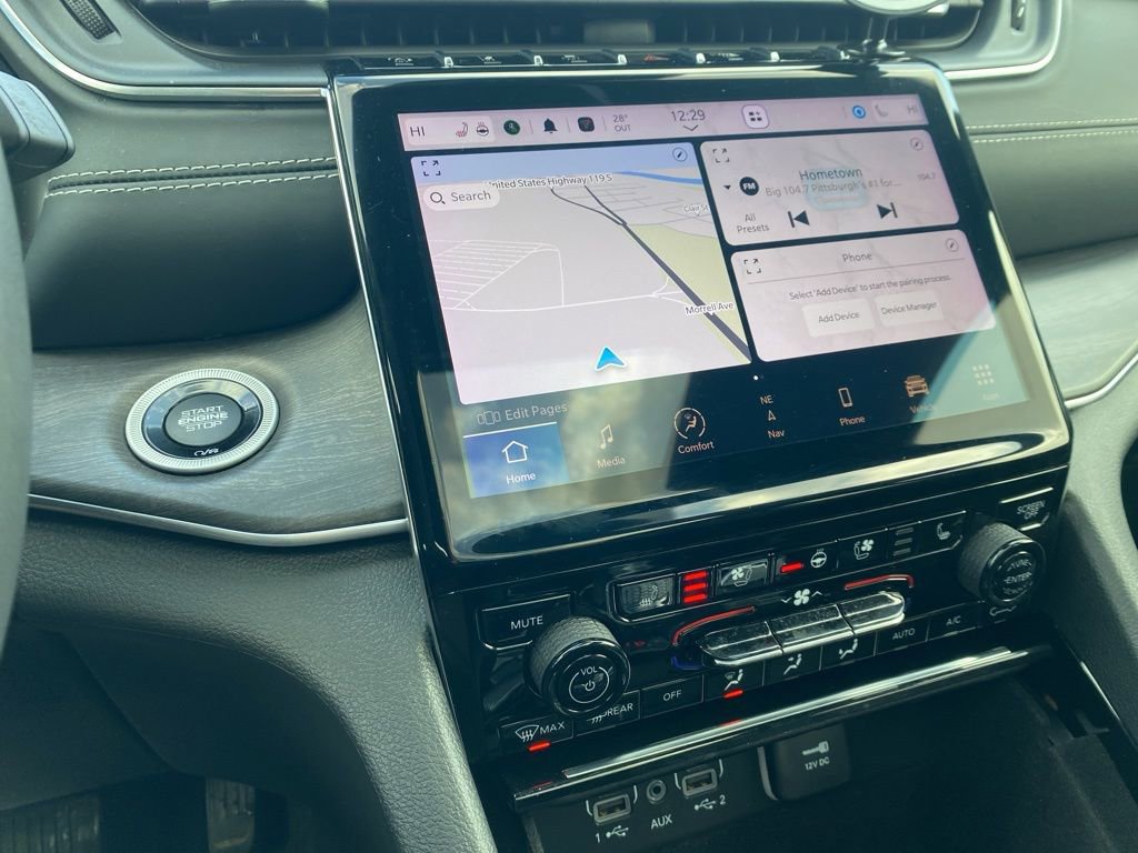 Used 2023 Jeep Grand Cherokee L Overland image 31