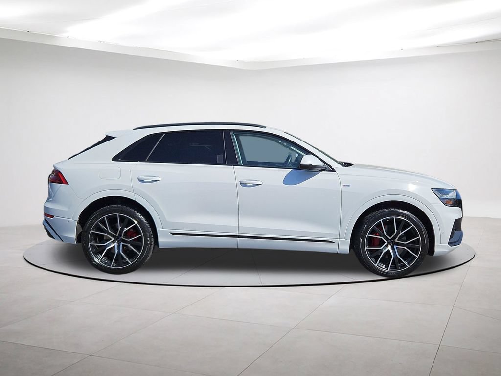 Used 2019 Audi Q8 Premium Plus w/ Premium Plus AWD/4WD image 8