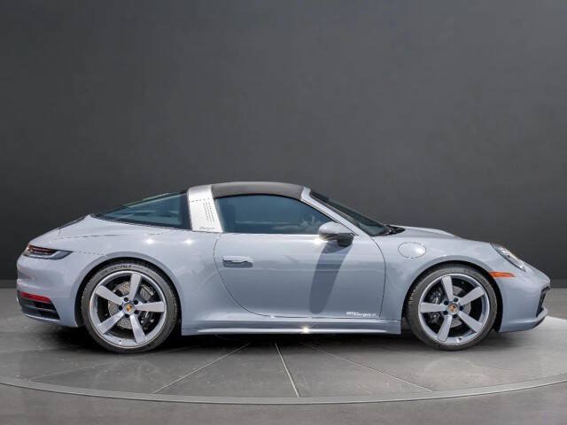 Used 2024 Porsche 911 Targa 4 AWD/4WD image 8