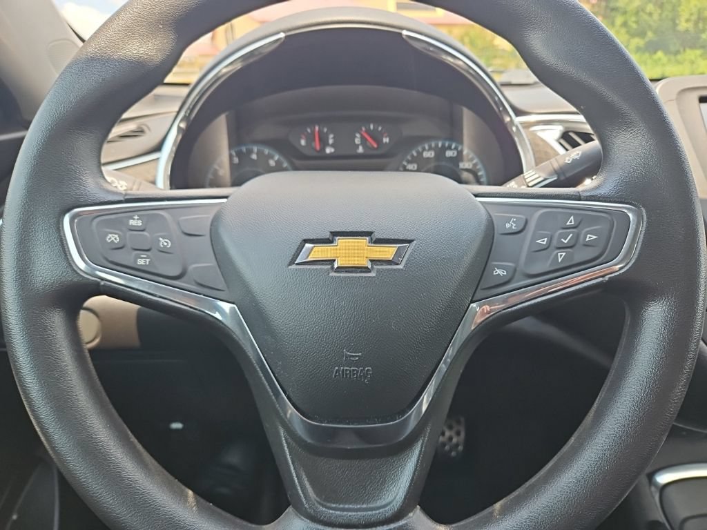 Used 2016 Chevrolet Malibu LT FWD image 28