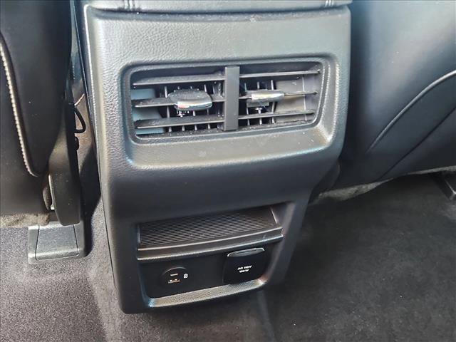 Used 2022 Ford Edge SEL w/ Convenience Package image 16