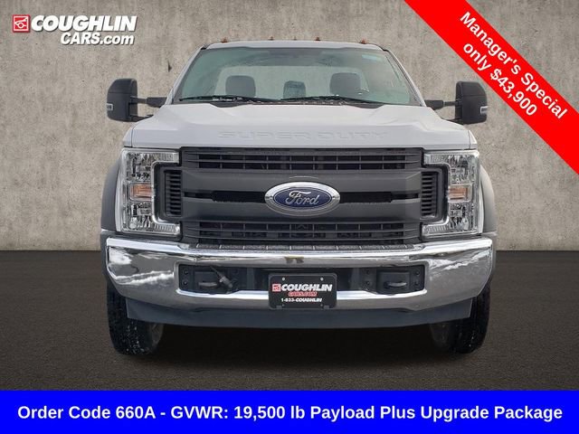 Used 2019 Ford F550 2WD Regular Cab Super Duty image 2