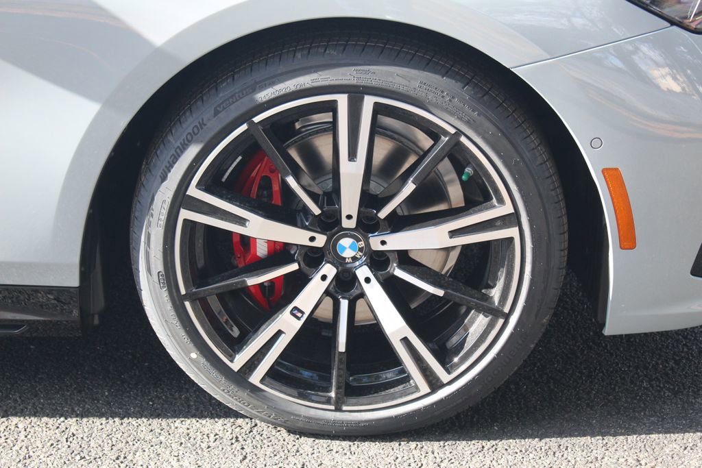 Used 2026 BMW 530i xDrive w/ Executive Package AWD/4WD image 12