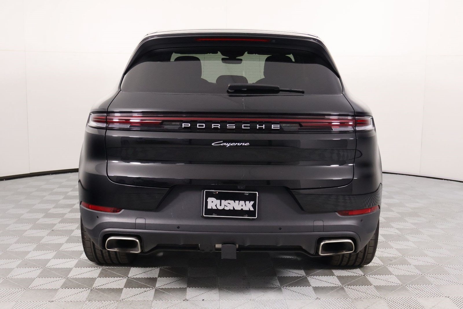 Certified 2026 Porsche Cayenne AWD/4WD image 6