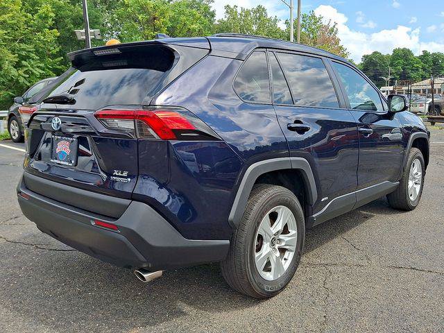 Certified 2021 Toyota RAV4 XLE AWD/4WD image 4