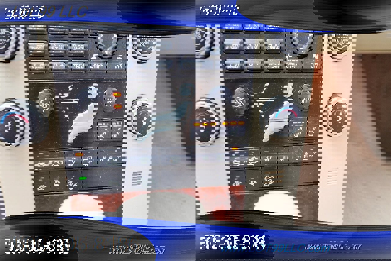 Used 2010 Volvo XC70 T6 image 26