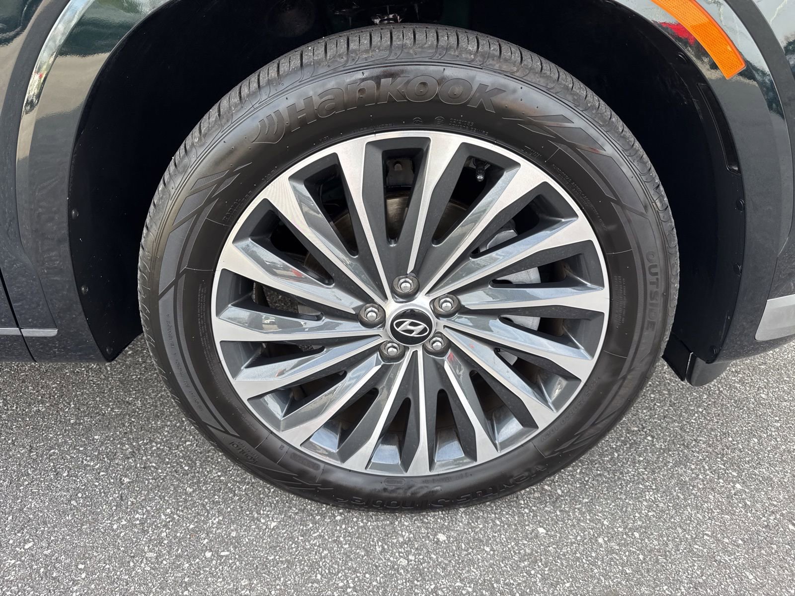 Used 2025 Hyundai Palisade Calligraphy image 9