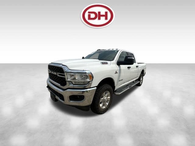 Used 2023 RAM 3500 Big Horn w/ Level 1 Equipment Group AWD/4WD image 4