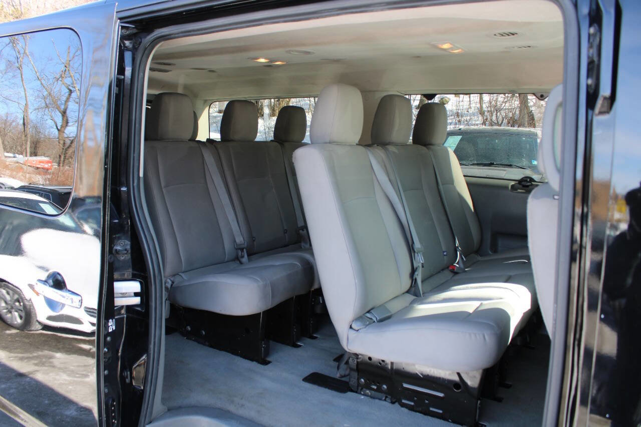 Used 2016 Nissan NV 3500 SV w/ SV Technology Package image 23