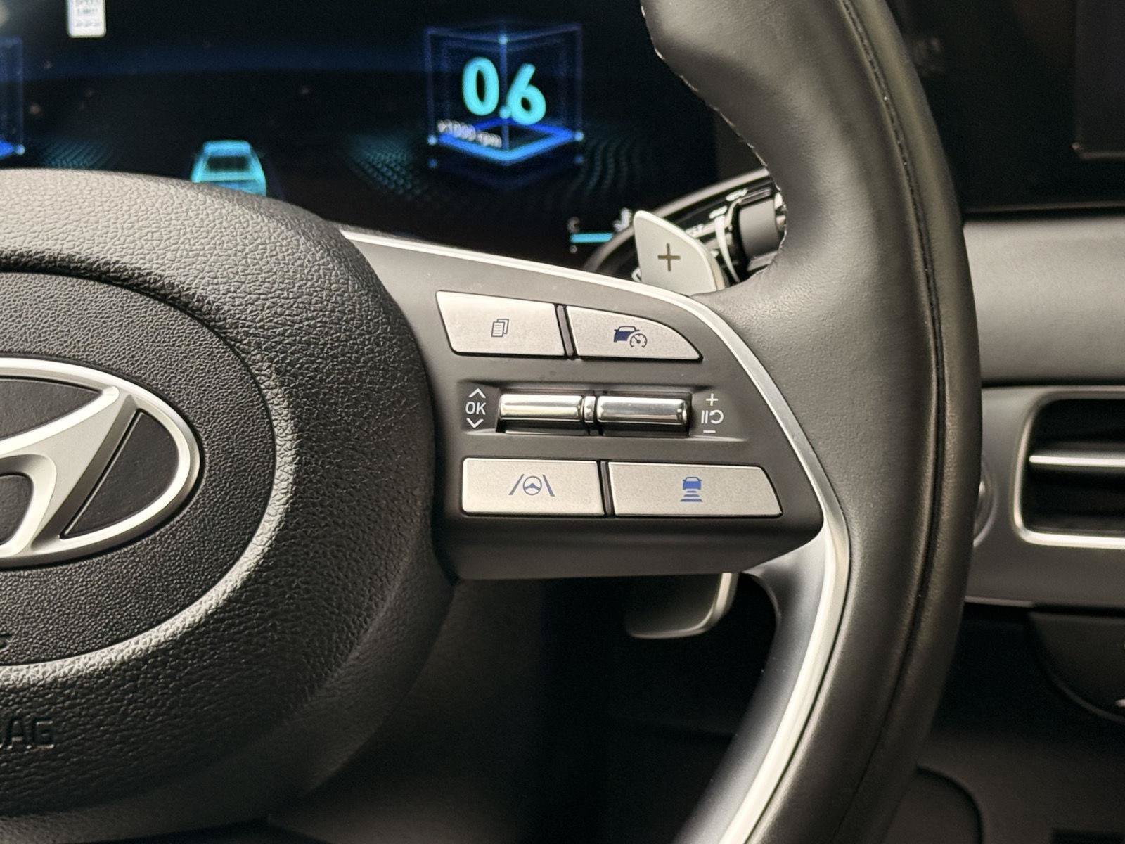 Certified 2025 Hyundai Palisade Calligraphy AWD/4WD image 28