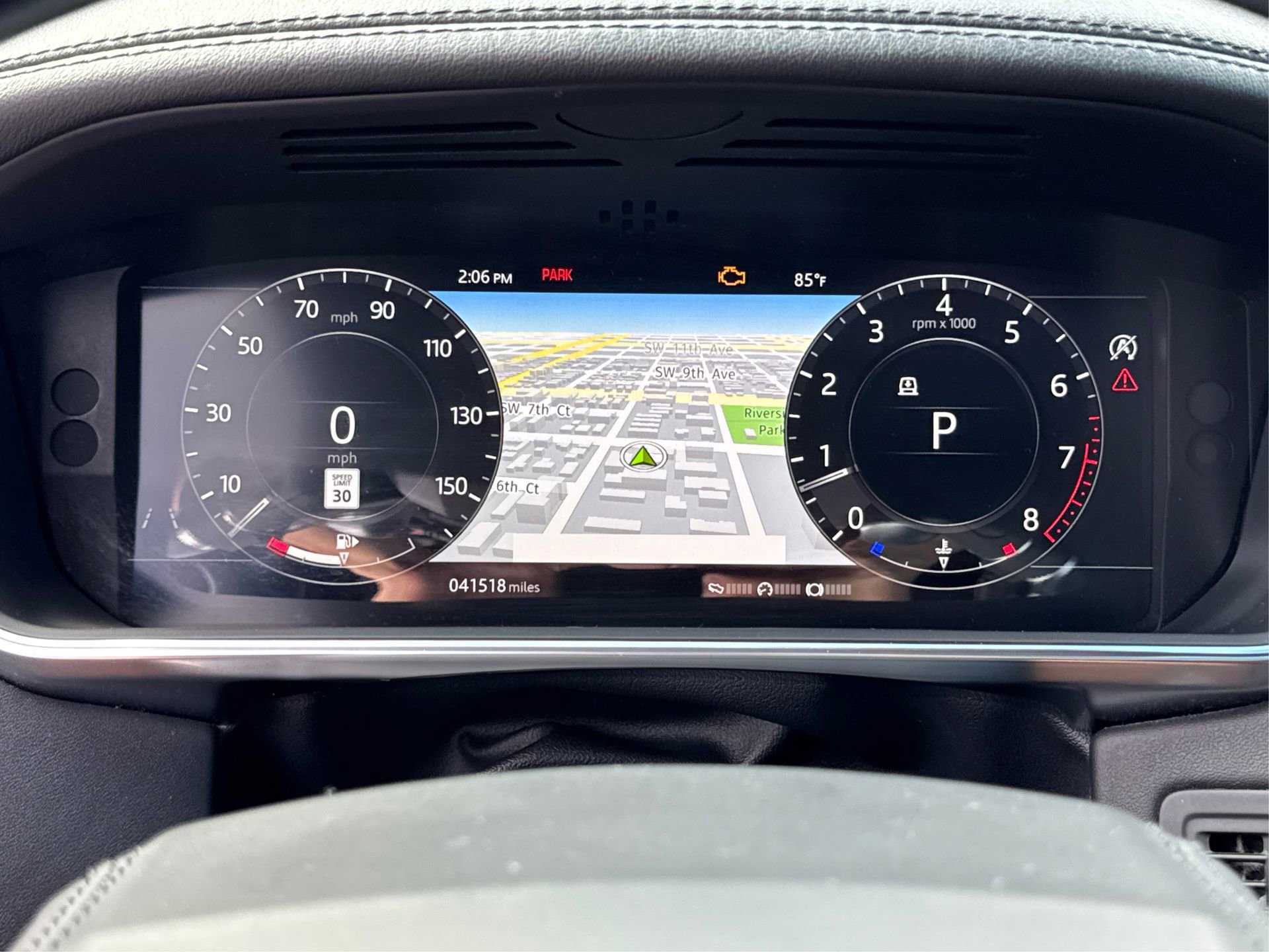 Used 2018 Land Rover Range Rover HSE image 21