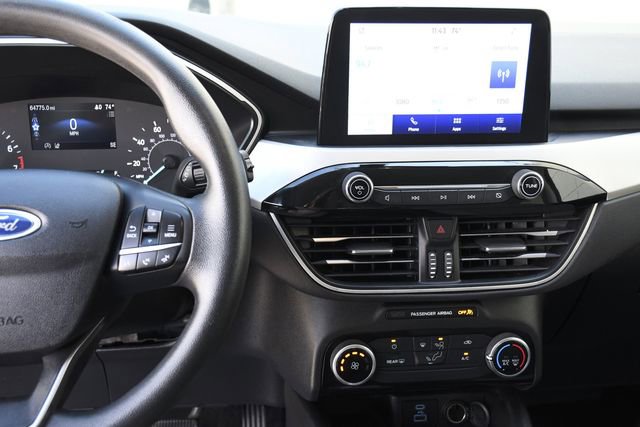 Used 2022 Ford Escape SE image 11